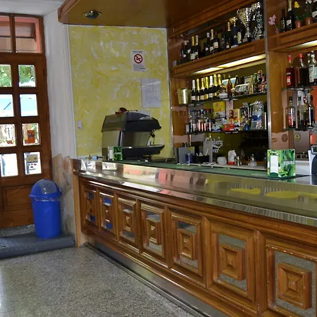 Moderno Ξενοδοχείο